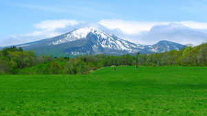 日本百名山　青森県　八甲田山　山の風景写真画像