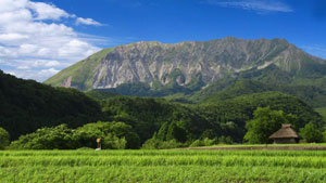 日本百名山　鳥取県　大山　山の風景写真画像