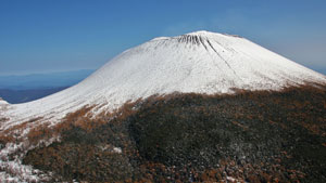 日本百名山　長野県、群馬県　浅間山の風景写真画像